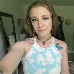 Meet your Posher, Hailey